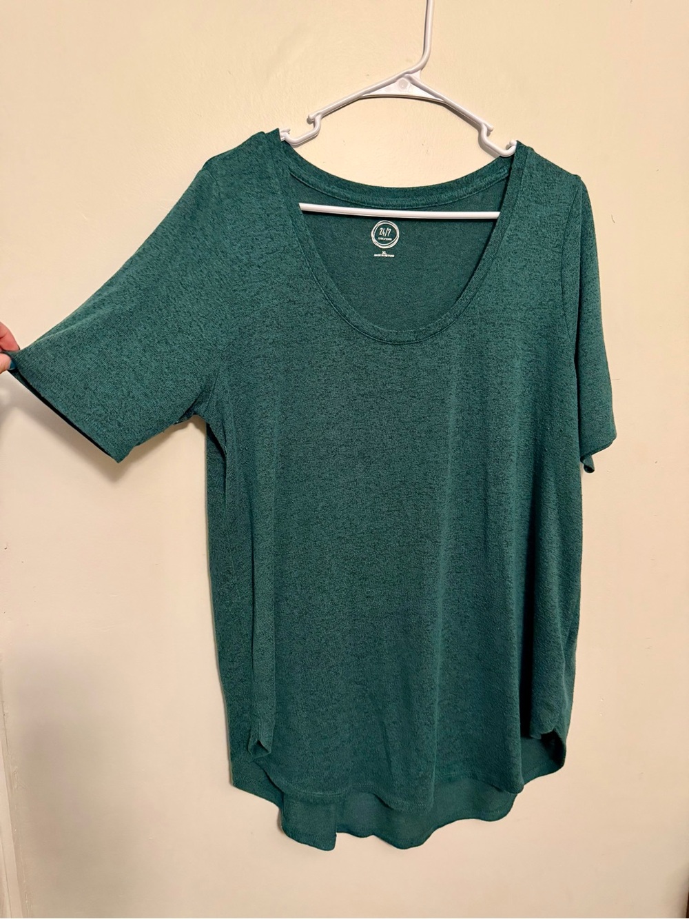 Maurice’s 24/7 Everyday Scoop Neck Short Sleeve Tee - Dark green